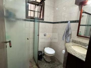 Casa Assobradada 3 Quartos à Venda – Conforto e Tranquilidade!