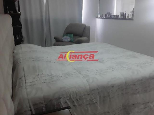 LINDA CASA CENTRO DE GUARULHOS