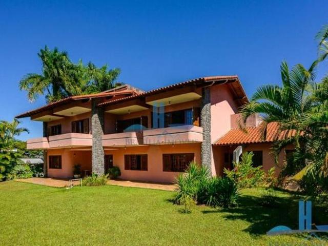 LINDA CASA CLASSICA LAGO NORTE