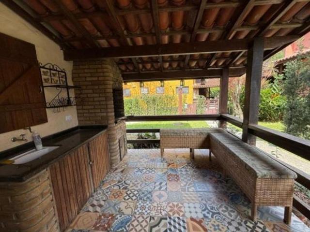 Linda casa com 2 quartos Condominio fechado Boicucanga