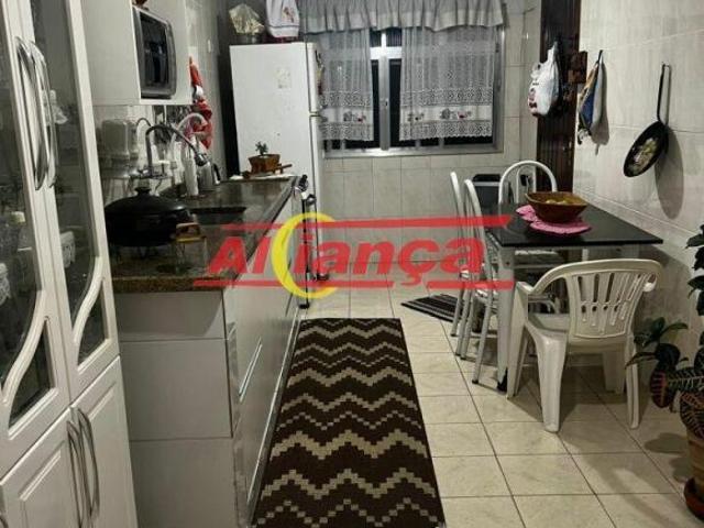 LINDA CASA COM JARDIM NO PAES DE BARROS