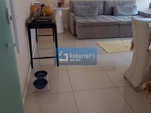 Linda casa com piscina no Jardim Santa Maria em Jacareí