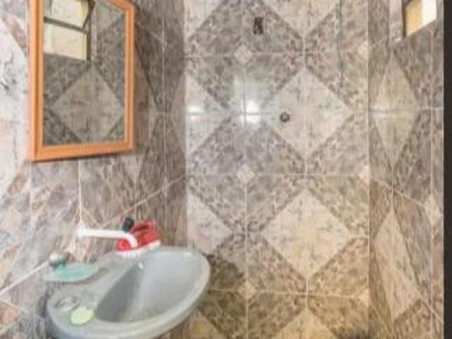 Linda casa com quintal e terraço em Irajá