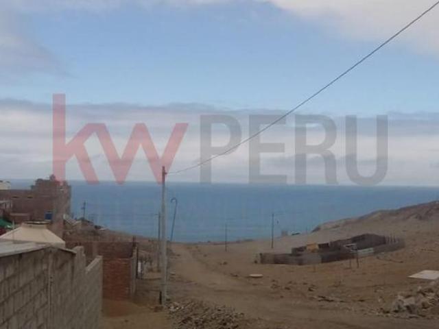 Linda casa con 130m2 libres para construccion