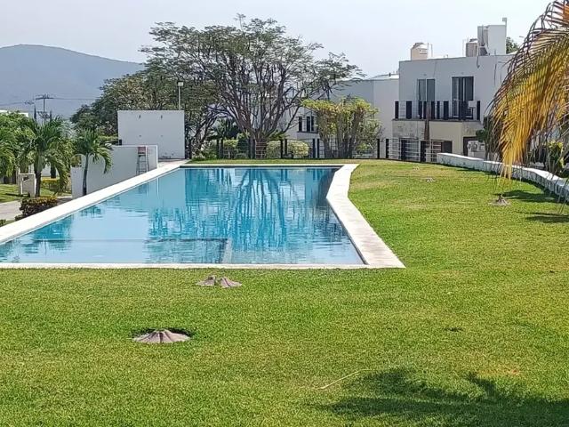 LINDA CASA CON ALBERCA