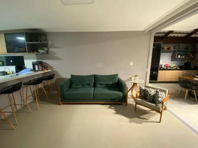 Linda Casa, Cond. Araua, Fino Acabamento, 4 Suítes, Planejados, Piscina, Porteira Fechada!