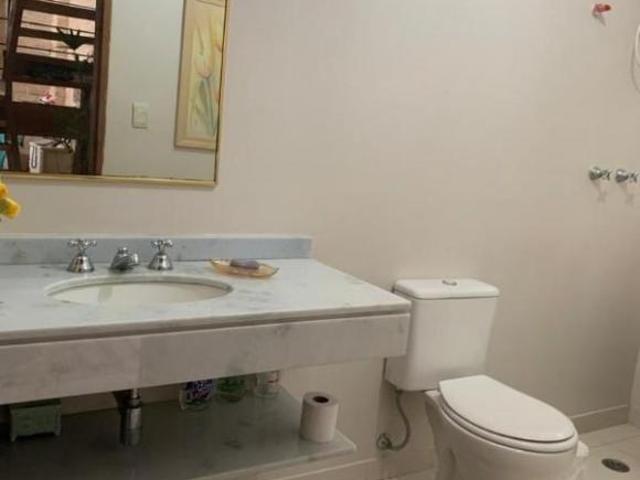 Linda casa condomínio Nova Caieiras