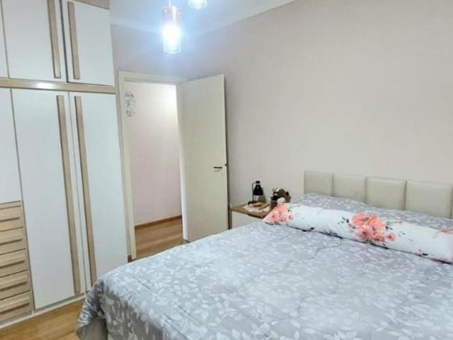 LINDA CASA DE 3 DORMITÓRIOS REFORMADA COM SALÃO DE FESTAS