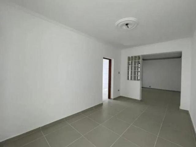 Linda Casa em Mirandópolis com 250 m²!