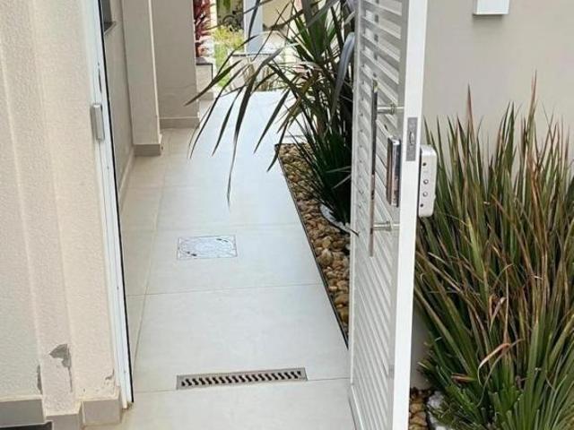 Linda casa em condomínio fechado, Bella Città, Mogi das Cruzes, com lazer completo, casa com 3 amplo