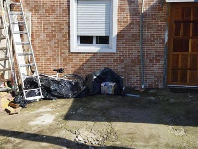 Linda Casa em Cotia 208m2, 3 dorms, 1 suíte, 2 vagas, aceita permuta