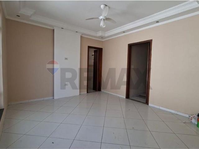 Linda Casa em Guarulhos: Conforto e Espaço p/ Alugar!