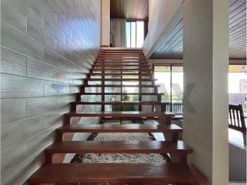Linda casa em Stella Maris: Espaço e Conforto