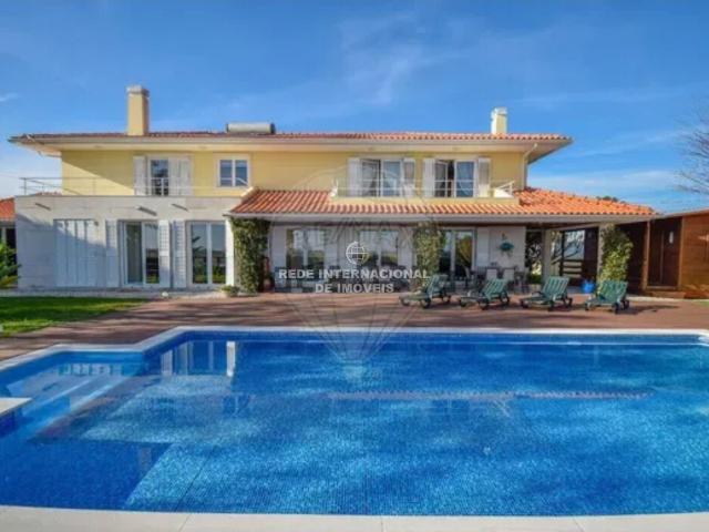 Linda casa em Sintra/Terrugem em Portugal