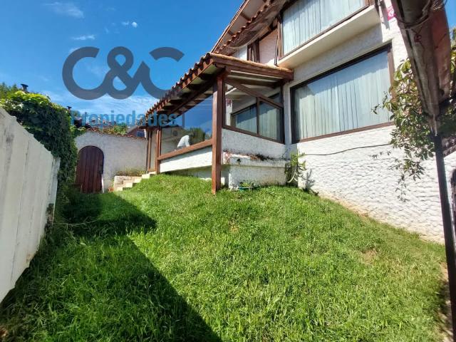 Linda Casa En Miraflores Bajo, 5 Dorm | 5 dormitorios por 11295.00 en Viña del Mar