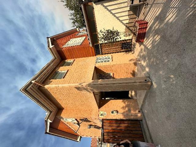 Linda casa en Arriendo altos del raco