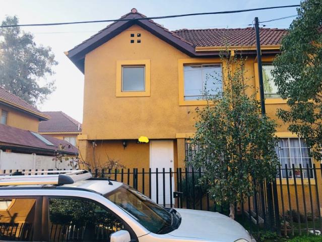 LINDA CASA EN CONDOMINIO EN PEÑAFLOR