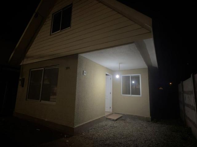 Linda Casa en Linares