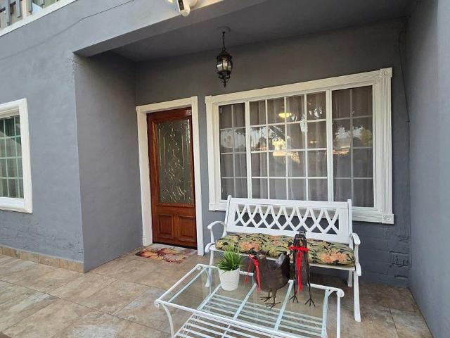 Linda Casa en Renta Centrica