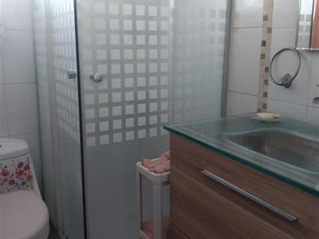 Linda Casa en venta de 4D y 2B. Remodelada, Lampa | 4 dormitorios por 70000. 00 en Lampa