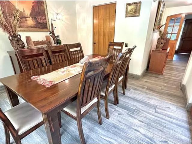 Linda casa familiar 5 dorm, condominio | 5 dormitorios por 21900.00 en Lo Barnechea