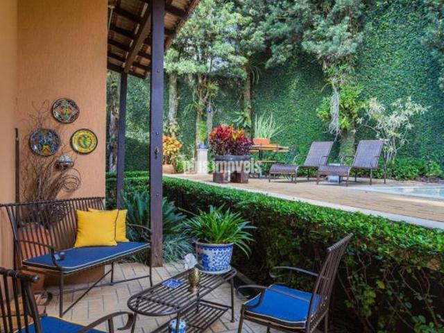 LINDA CASA JARDIM GUEDALA 361,0M²AC 620,0M²ÁRE DE TERRENO 3 SUÍTES 4 GARAGEM ÁREA DE LAZER