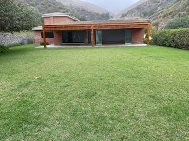 Linda casa La Pradera La Molina full seguridad