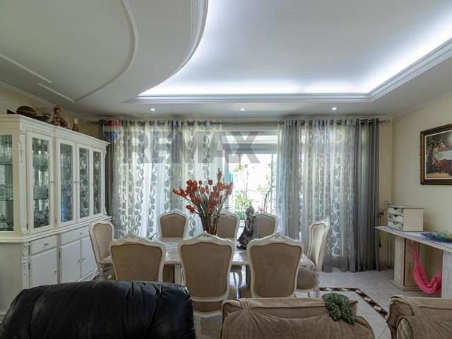 Linda casa para locação no City América