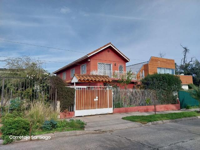 CASA EN LA REINA PARA HABITACIÓN O COMERCIAL