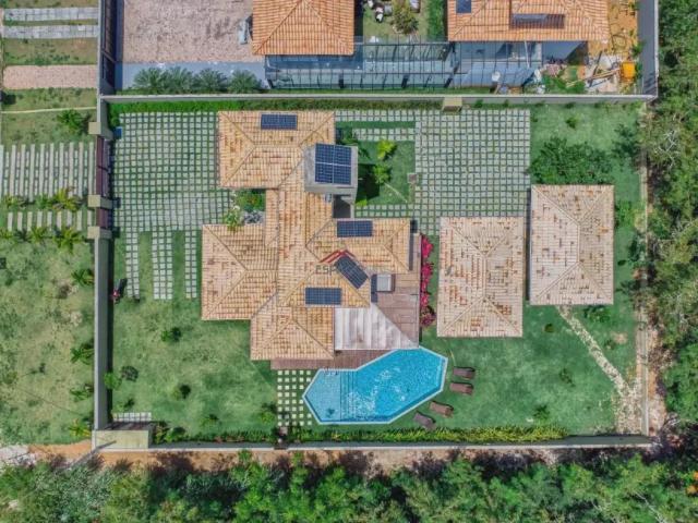 Linda casa recém construída em terreno de 1000M² no Centro da cidade
