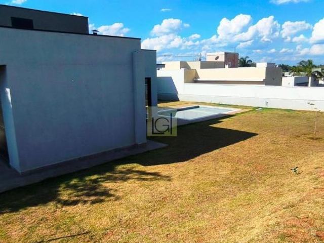 Casa térrea à venda em Condomínio em Itu SP 3 Quartos, 3 Suítes, 2 Salas e 284m² de Área