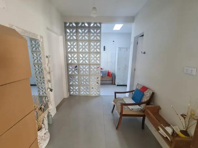 Linda casa 3/4, sendo 2 suítes, com 223 m2