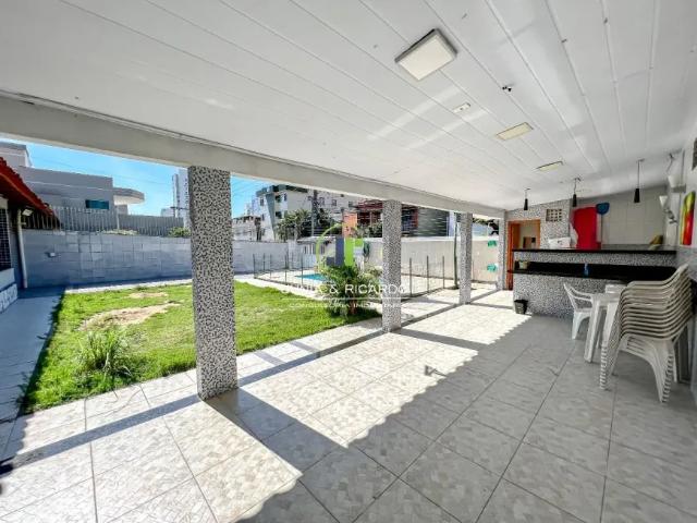 Linda Casa 4 suítes próximo ao Centro de Guarapari