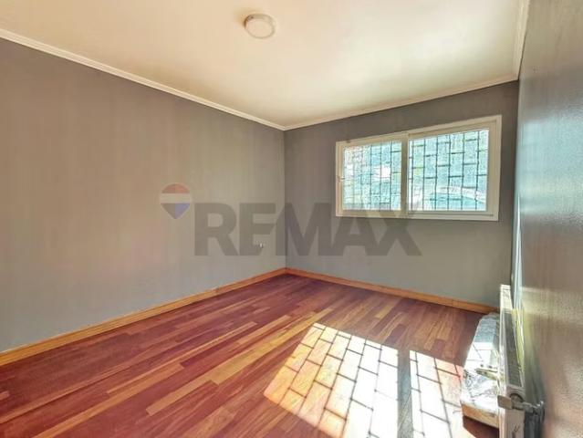 Linda casa 5 dorm en tranquilo sector de la reina | 5 dormitorios por 13200.00 en La Reina