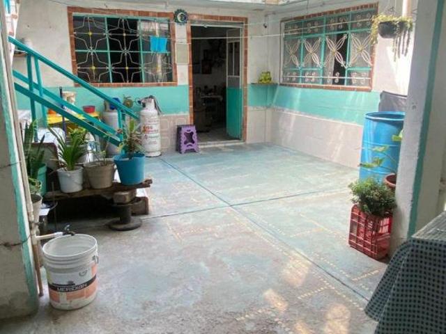 LINDA CASA