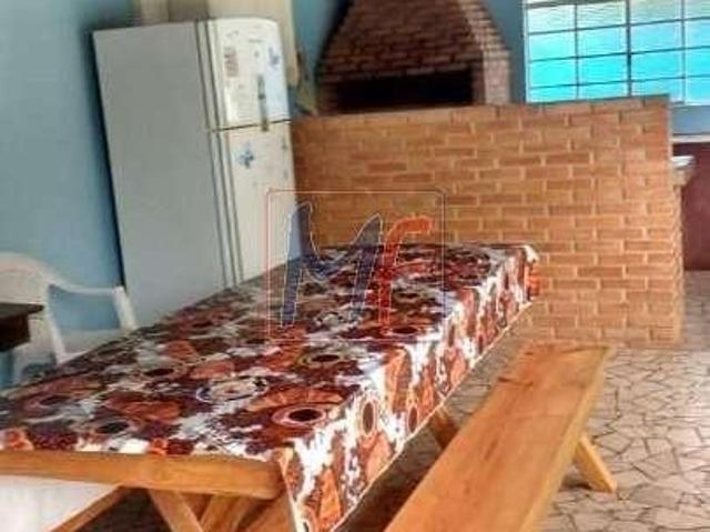 Linda Chácara com 3 casas grandes próxima ao Centro da Cidade, 7 dormitórios, piscina, 30 vagas, 5
