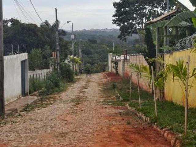 LINDA CHACARA DE MIL METROS EM Ã?TIMA LOCALIZAÃ?Ã?O DO BAIRRO CAPIM RASTEIRO EM CONTAGEM
