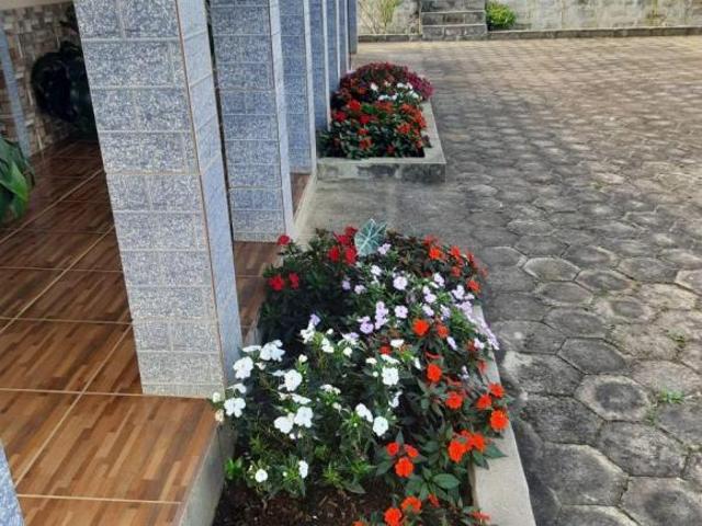 Linda e organizada Fazenda, com 35 hectares em Oliveira/Mg