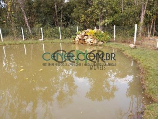 Linda Fazendinha de 16 Hectares em Piedade dos Gerais MG com pista de motocross, restaurante, Pis