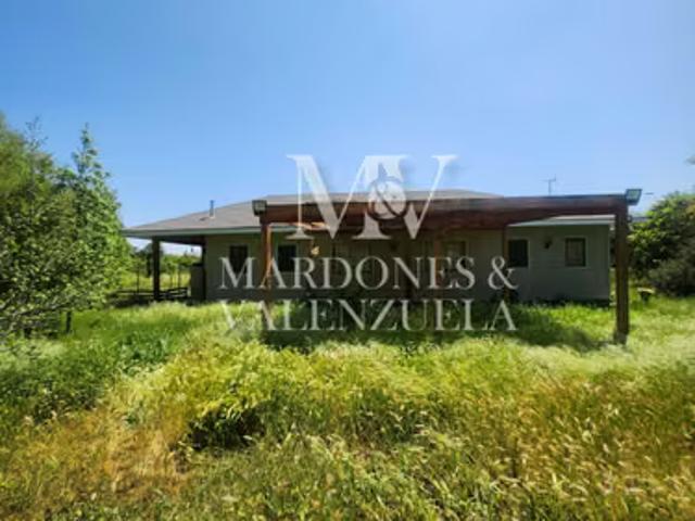 Linda parcela con 2 casas en Talagante 1740 | dormitorios por 8900.00 en Talagante