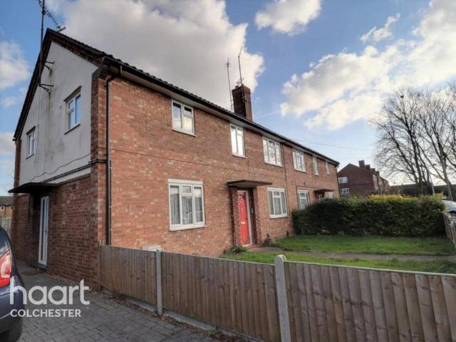 Linden Close, Colchester 2 bed maisonette to rent £1,200 pcm £277 pw