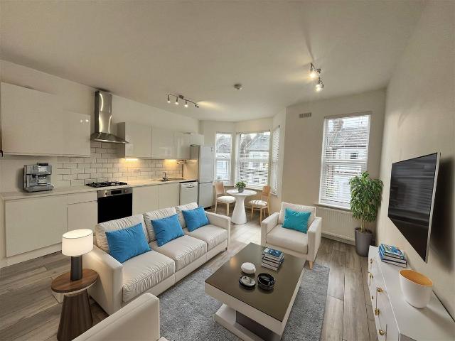 Linden Avenue, Kensal Rise NW10, 2 bed flat to rent, £2,500 pcm | PrimeLocation