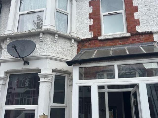 Linden Avenue, Wembley HA9, 4 bed town house to rent, £3,000 pcm | PrimeLocation