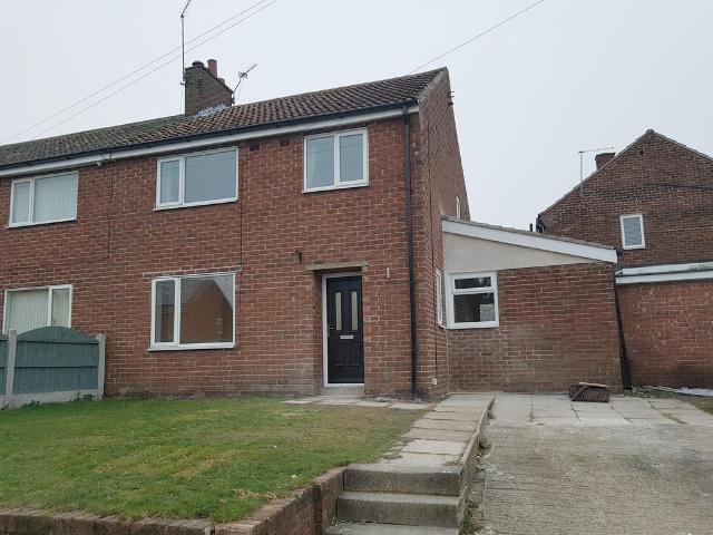 Linden Avenue, Wickersley, Rotherham. 3 bed semi detached house to rent £950 pcm £219 pw