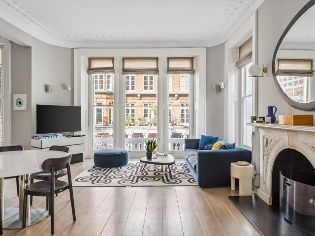 Linden Gardens, London W2 3 bed flat to rent, £8,558 pcm | PrimeLocation