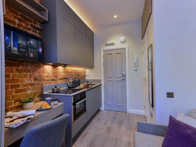 Linden Gardens, London W2, Studio to rent, £3,012 pcm | PrimeLocation