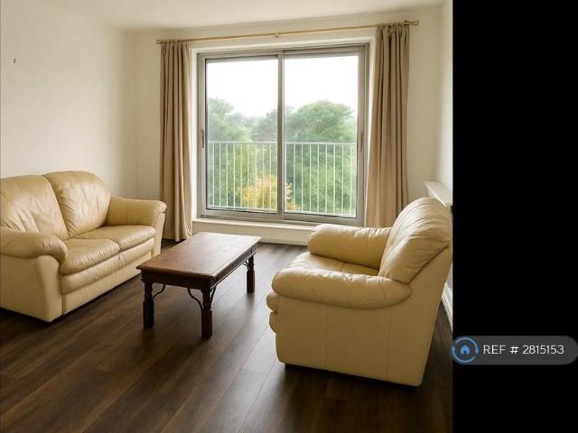 Linden Hall, Bournemouth, BH1 2 bed flat to rent £1,200 pcm £277 pw