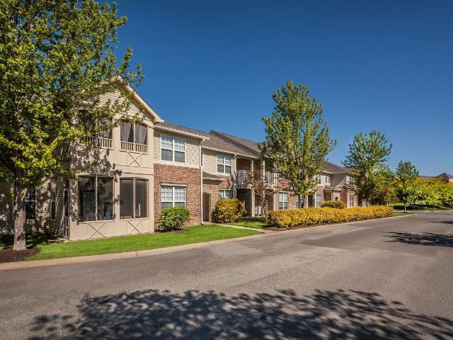 LINDEN SQUARE 3 Bedroom Apartment for Rent at 1070 Cobblestone Dr, Indianapolis, IN 46234