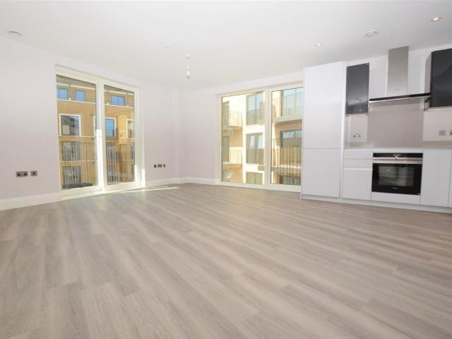 Linden Park Road, Tunbridge Wells TN2, 1 bed flat to rent, £1,550 pcm | PrimeLocation