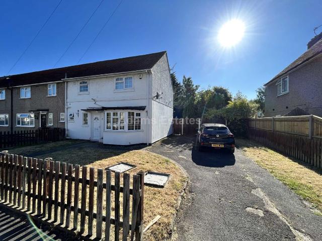 Linden Road, Reading RG2, 4 bed end terrace house to rent, £2,300 pcm | PrimeLocation